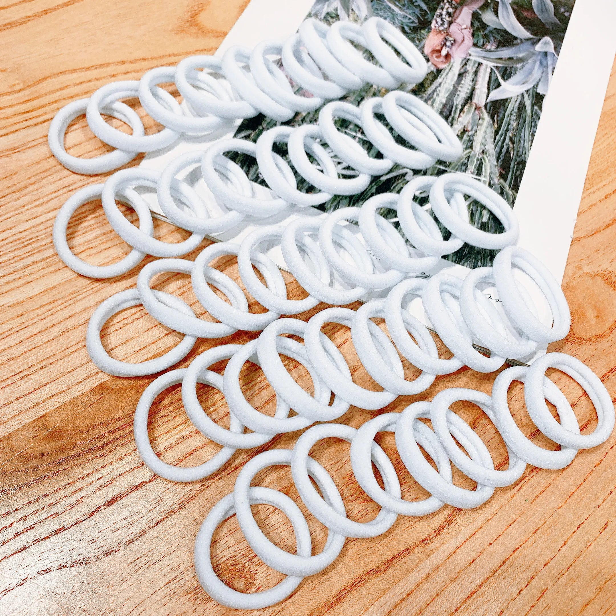 50/100 pieces of black and white hair bands, women's hair bands,...