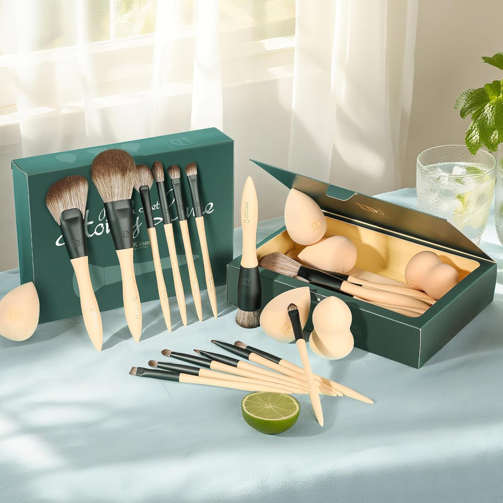Makeup Gift Set 18Pcs,With 14Pcs Makeup Brushes Set 3Pcs Makeup Sponges 1PC Cosmetic Bag for Foundation Blending Powder Blush Concealers Eye Shadows