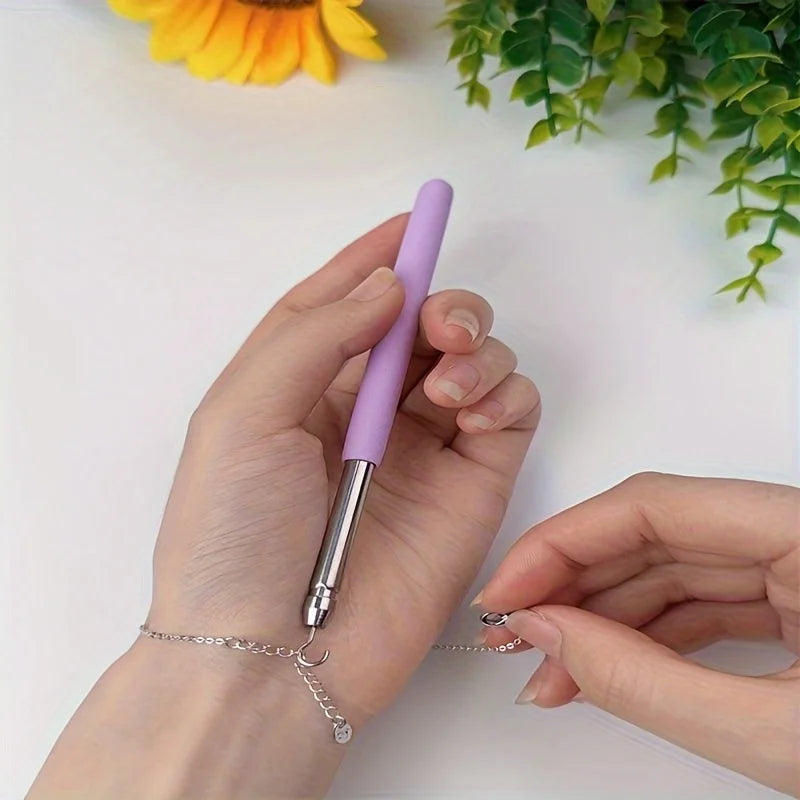 Bracelet Clasp Helper Tool – Jewelry Fastening Aid